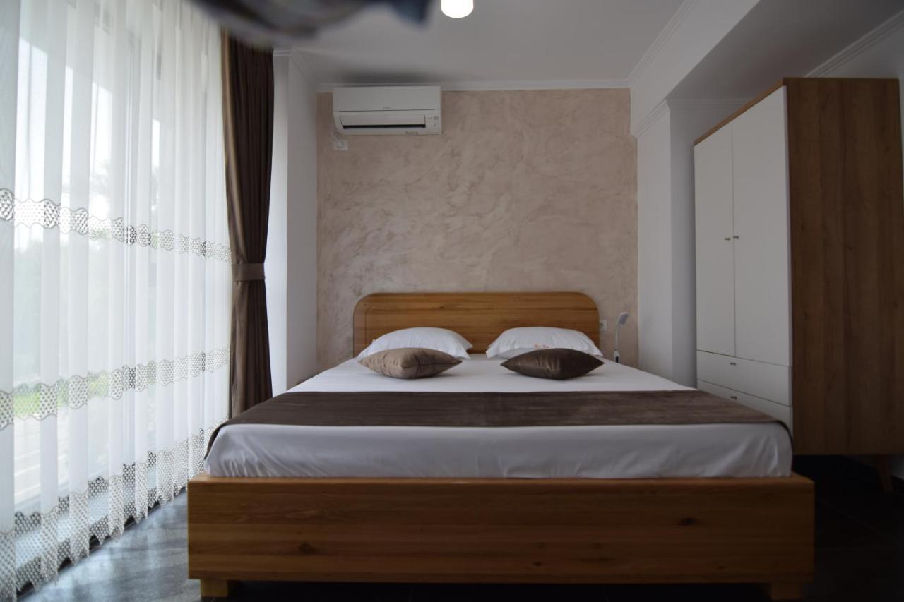 Apart Hotel Victor Mamaja Zewnętrze zdjęcie